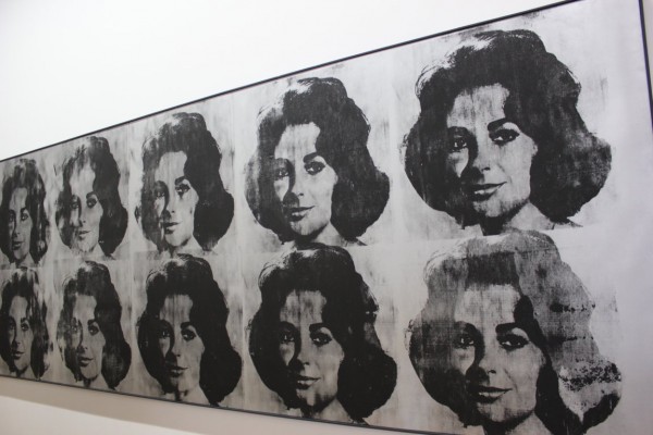 Liz taylor by Andy Warhol au Musée Beaubourg à Paris